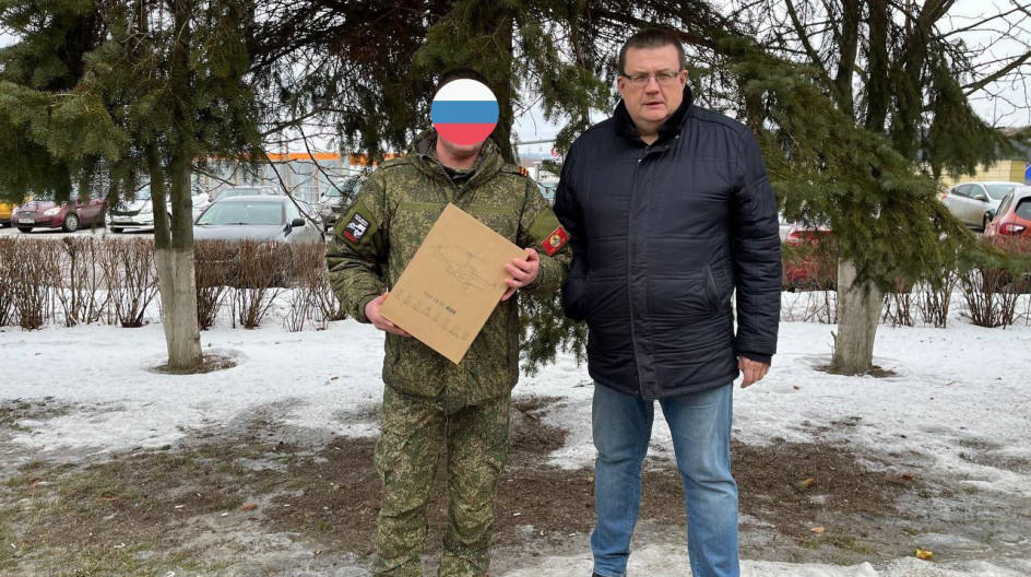 КАШИРА. Передал нашему земляку Виталию Ш., для его N-ской войсковой части, находящейся на границе СВО, квадрокоптер с необходимыми для наших защитников опциями.