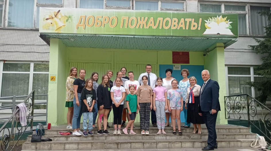 КАШИРА. Андрей Голубев принял участие в партийной акции "Родительская приемка"