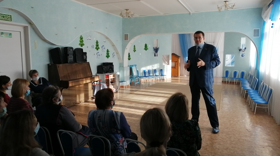 ОЖЕРЕЛЬЕ. Андрей Голубев провёл очередной отчет и исполнил ещё один наказ избирателей