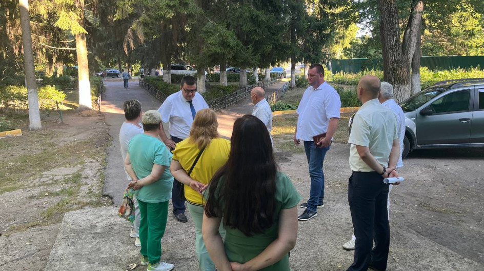 Большое РУНОВО. Встретился с жителями поселка в городском округе Кашира. Рассказал о реализации наказов, ответил на вопросы.