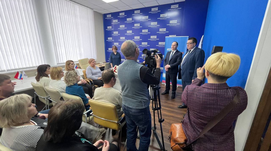 СТУПИНО. Вместе с главой городского округа Сергеем Мужальских встретился с активными жителям округа