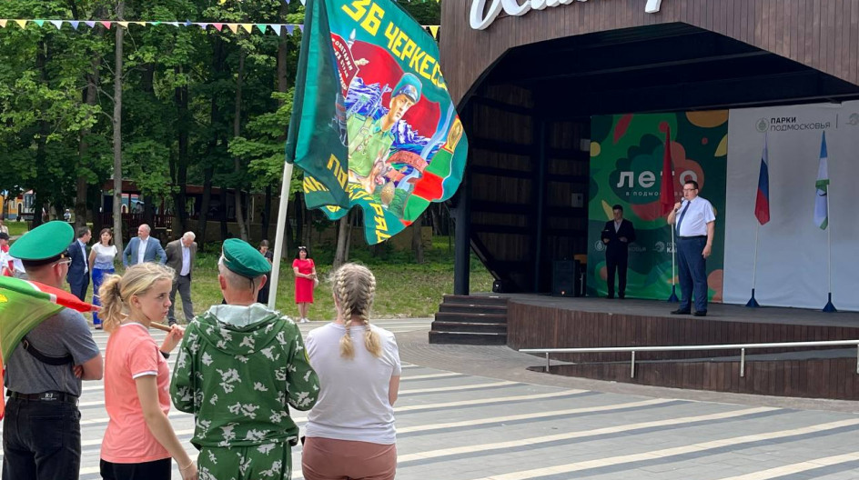 КАШИРА. Поздравил с Днём пограничника своих земляков!