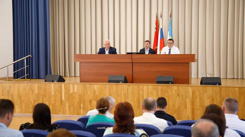 КАШИРА. Принял участие в расширенном оперативном совещании главы городского округа.
