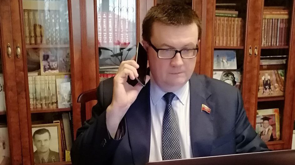 Всю рабочую неделю посвятили с моими помощниками общению с родственниками мобилизованных. 