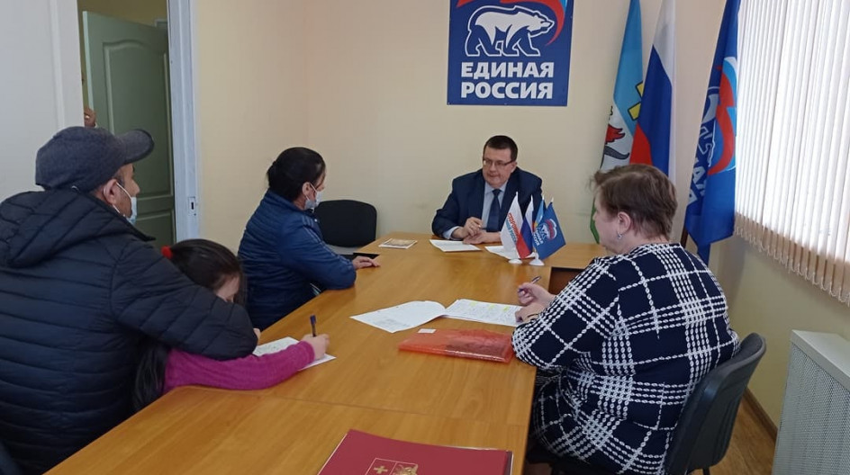 КАШИРА. Вопросы жителей решены на приёме. Андрей Голубев провёл приём граждан в Кашире