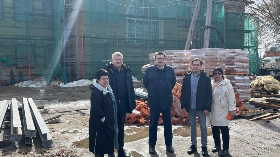 МАЛИНО. Провёл мониторинг хода капитального ремонта поликлиники в поселке Малино.