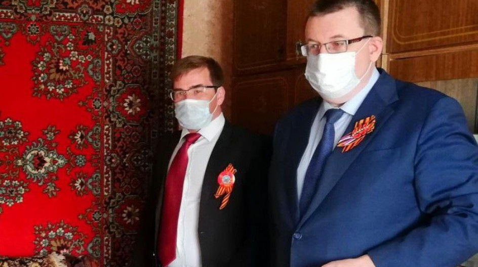 ПРОТАСОВО. Андрей Голубев навестил участника Великой Отечественной войны Сергея Борисовича Цветкова