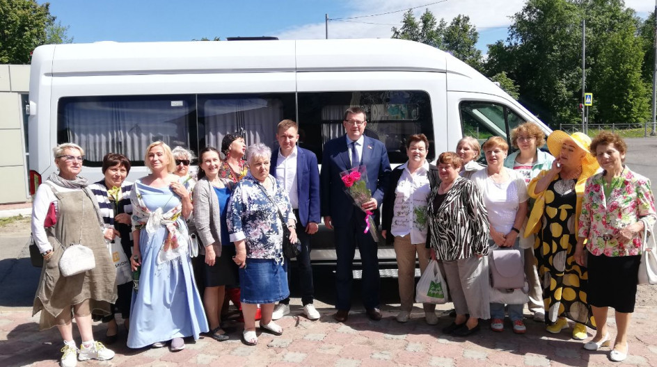 МИХНЕВО. Депутат Московской областной Думы Андрей Голубев помог организовать экскурсию в Каширу для активных жителей посёлка