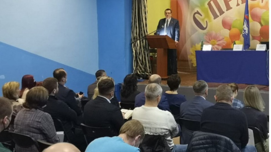Большое РУНОВО. Андрей Голубев на встрече с жителями отчитался о своей работе в конце 2021-го года и в начале 2022 года