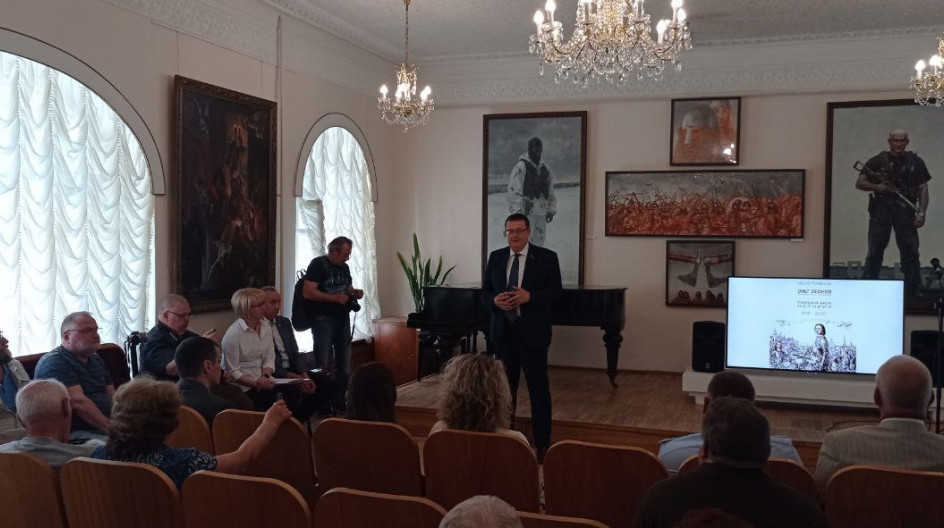 КАШИРА. Андрей Голубев принял участие в встрече в Каширском краеведческом музее в честь 350-летия Петра I.