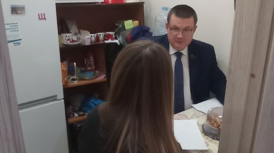 КАШИРА. Андрей Голубев помогает семье мобилизованного военнослужащего