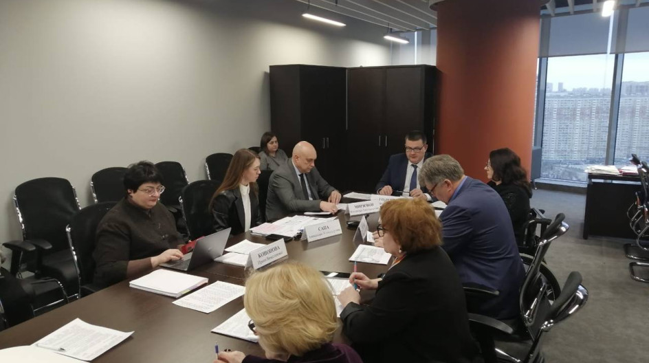 5 февраля 2025 года Председатель Комитета по социальной политике и здравоохранению Мособлдумы Голубев А.А.провел расширенное заседание по вопросу организации оказания населению Московской области первичной медико-санитарной помощи.