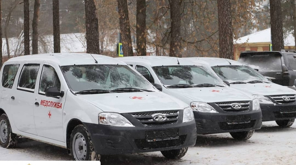 Ещё 60 автомобилей для "неотложно" медпомощи переданы в больницы области