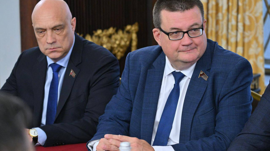 Принял участие в рабочей встрече депутатов Мособлдумы с представителями провинции Цзянсу на которой обсудили с китайскими коллегами вопросы сотрудничества