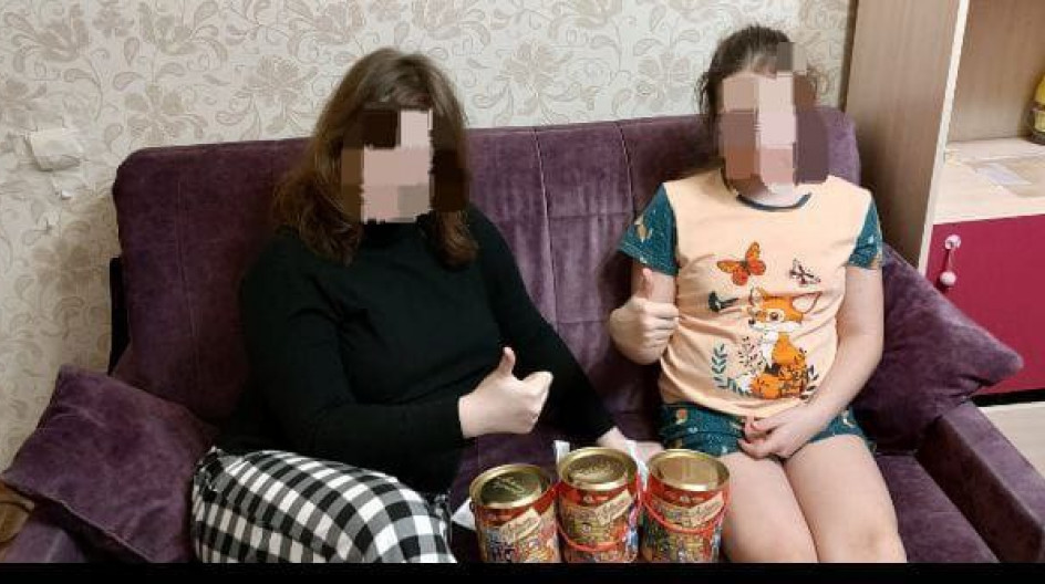 ПРОТВИНО. Продолжаю выполнять поручения Деда Мороза по вручению подарков ребятишкам из семей мобилизованных военнослужащих.