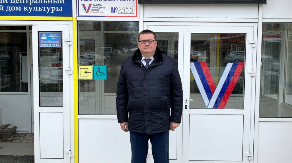 СЕРПУХОВ -ЛИПИЦЫ. Посетил избирательный участок №2955 расположенный в Доме культуры села Липицы городского округа Серпухов.