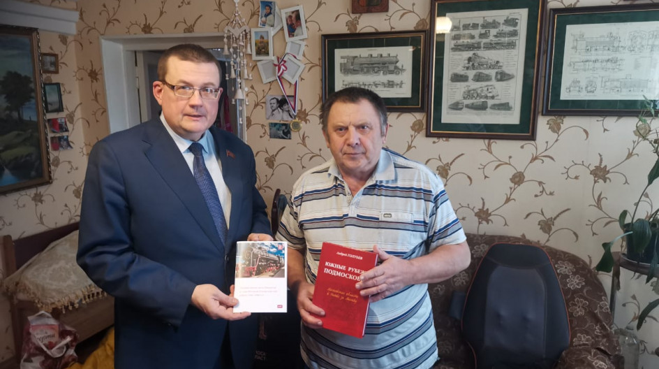 ОЖЕРЕЛЬЕ. Андрей Голубев продолжает личную волонтерскую работу