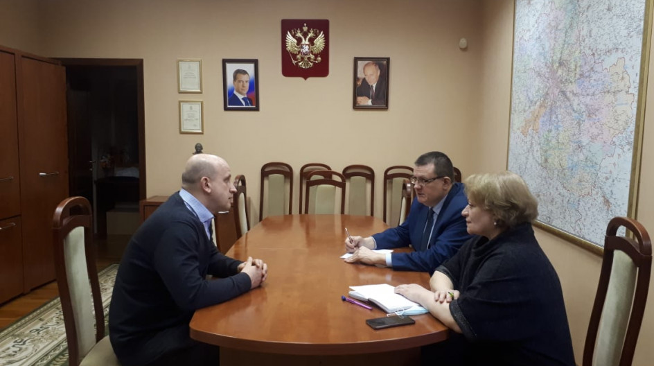 Андрей Голубев обсудил с доктором медицинским наук Д.А.Шавыриным новые инициативы по реализации партпроектов "Здоровое будущее" и "Старшее поколение" 
