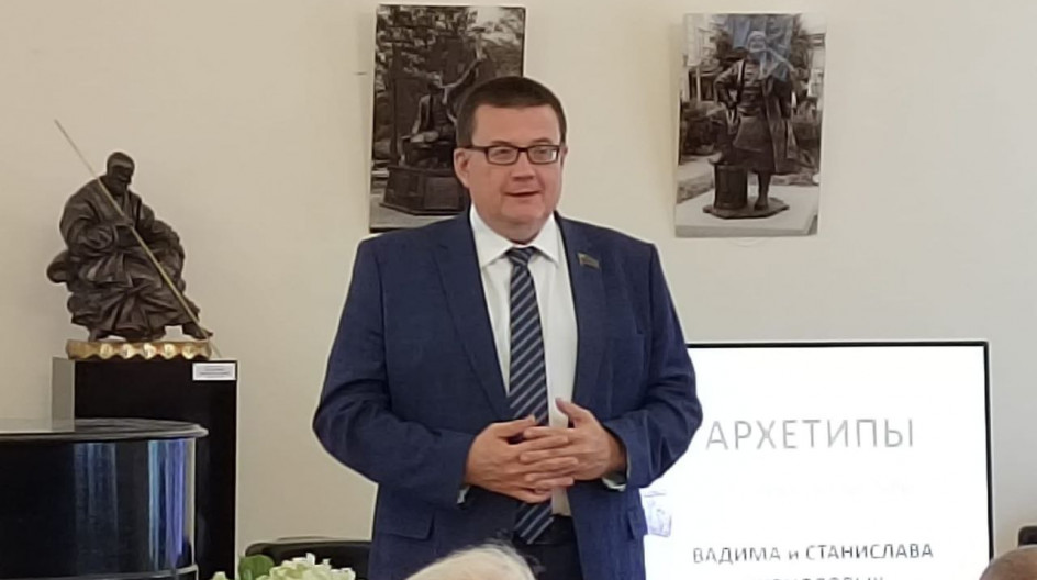 КАШИРА. 15 июля принял участие в открытии  выставки скульптуры «Архетипы»Вадима и Станислава Кирилловых в Каширском краеведческом музее.