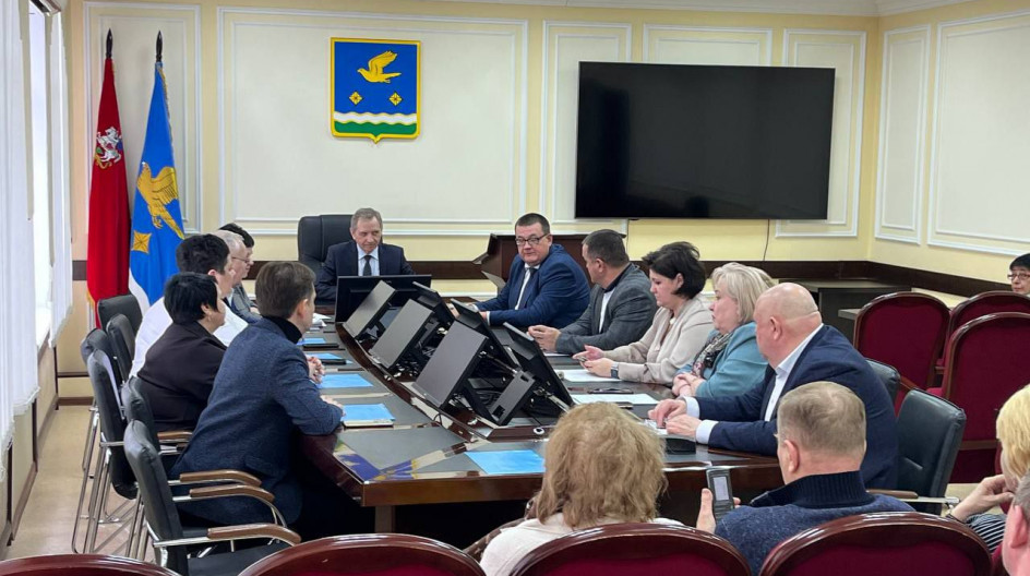 СТУПИНО. Принял участие в заседании фракции Единая Россия в Совете депутатов городского округа Ступино.