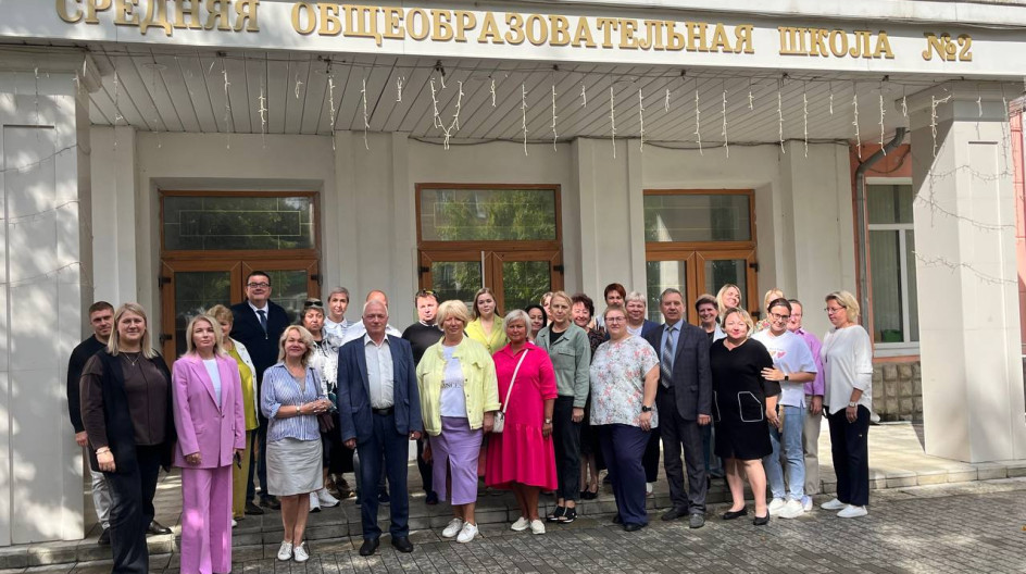 СТУПИНО. Принял участие в партийной акции "Родительская приемка"