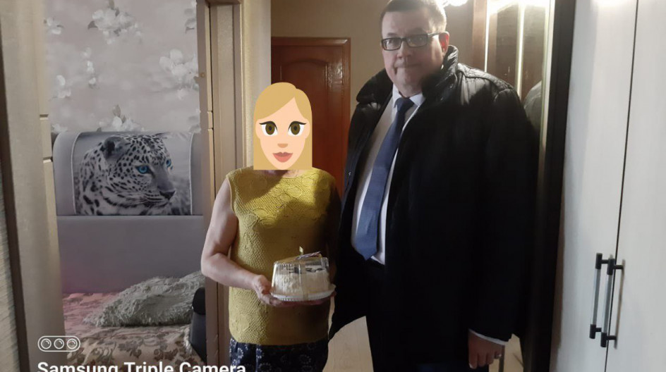 ОЖЕРЕЛЬЕ. Поздравил ещё одну маму нашего защитника из числа подшефных семей участников СВО.