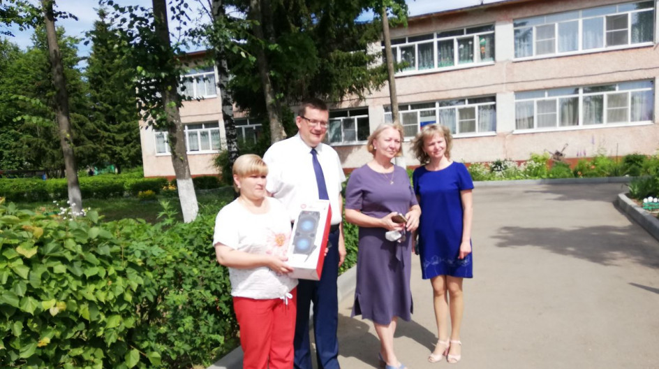 КАШИРА. В рамках цикла отчётов Андрей Голубев провёл рабочую встречу с коллективом детского сада №13
