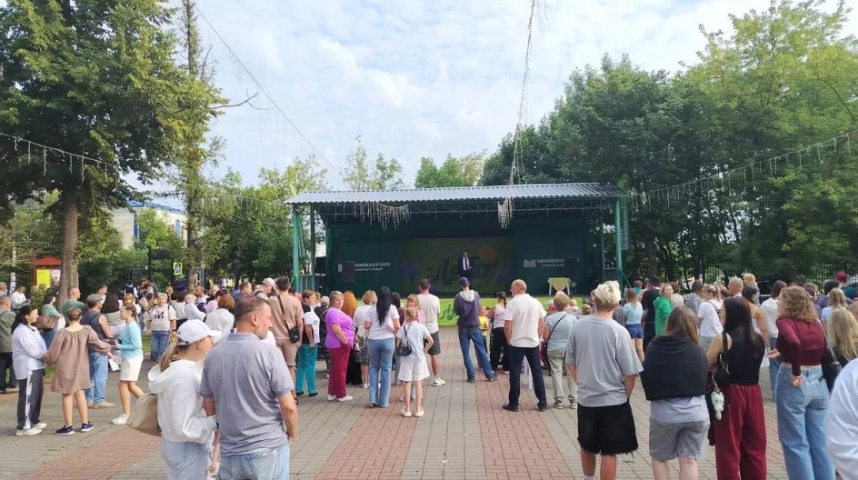 МИХНЕВО. Принял участие в торжественных мероприятиях, посвящённых 454-й годовщине со дня основания посёлка Михнево городского округа Ступино, как депутат Московской областной Думы
