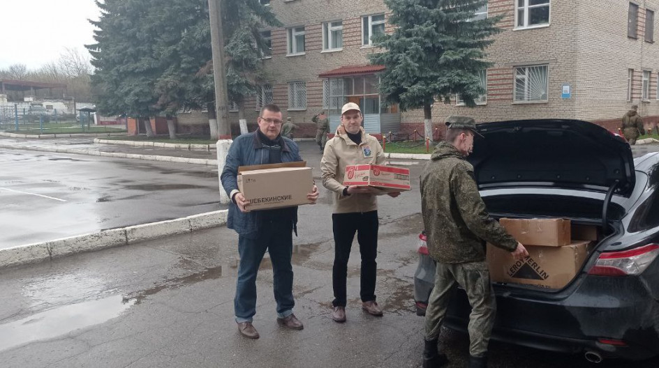 КАШИРА. Андрей Голубев помог доставить для воинов местной ВЧ находящихся в зоне СВО крупную партию гуманитарной помощи