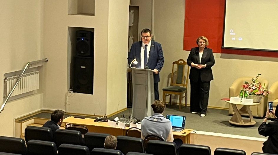 Поздравил с 30-летием Государственную инспекцию труда по Московской области.