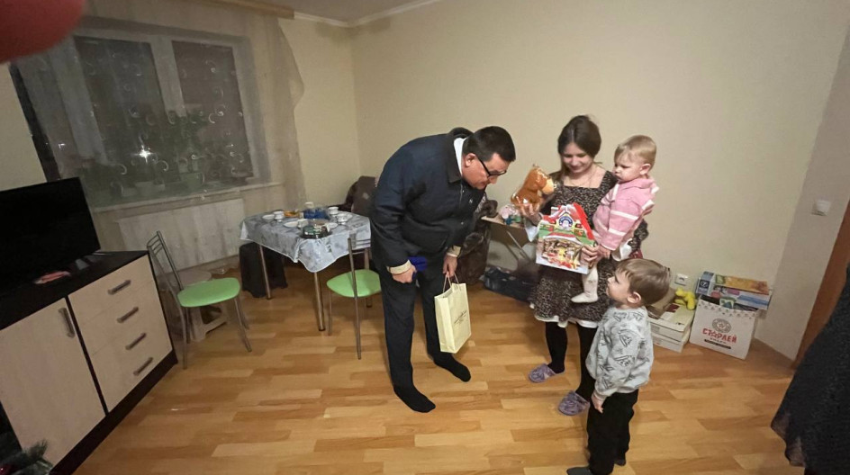 СТУПИНО. Накануне Нового года встретился с семьей нашего Героя